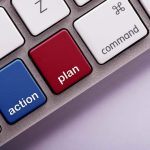 A keyboard representing emergency action plans. Learn how you can manage emergencies with apps at 1stReporting.com.