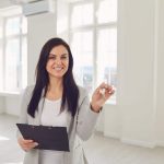 Real estate checklist by 1streporting.com.