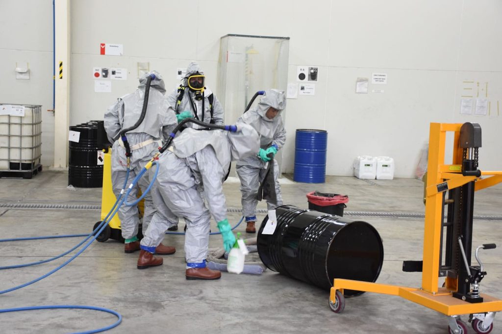 7 Tips For Managing and Reporting Environmental Incidents by 1streporting.com