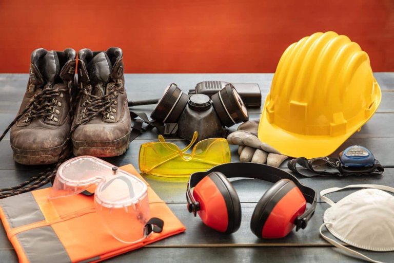 Complete Industry PPE Guide (Personal Protective Equipment) by 1stReporting.com