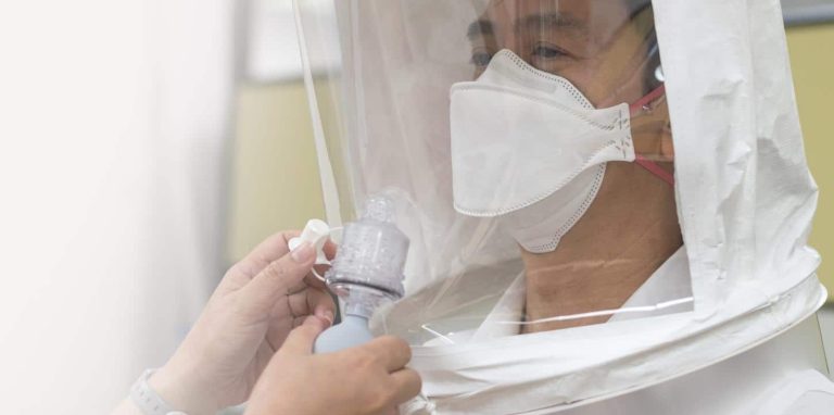 A Manager’s Guide To Face Shield and Respirator Fitting