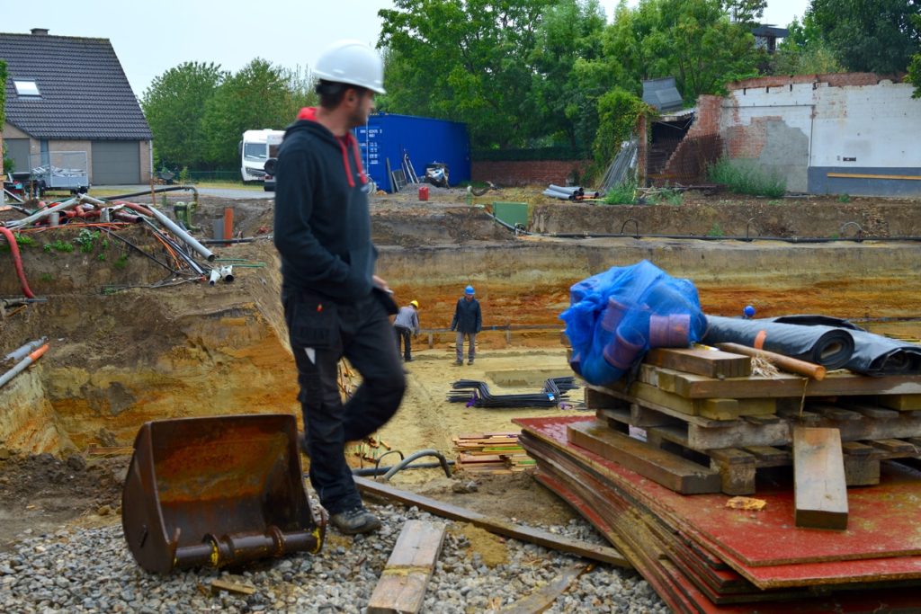 Wet conditions at construction sites pose many hazards. Find out more at 1stReporting.com.