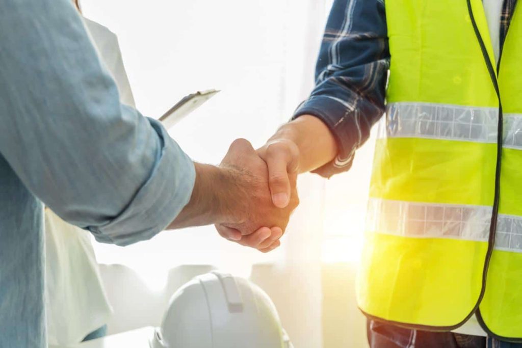 Using the right tools for the job is important when it comes to workplace safety. Learn more at 1stReporting.com.