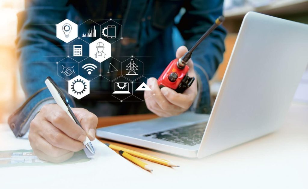Tips For Better Field Communications by 1stReporting.com
