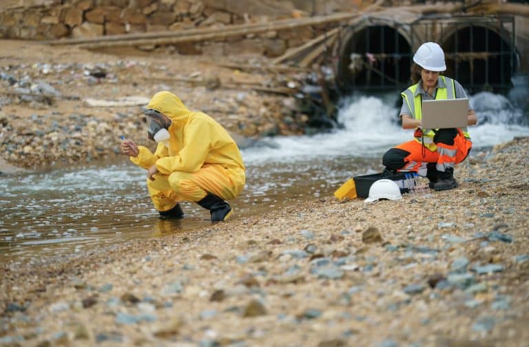 Environmental Incident Reporting for Utility Companies: A Practical Guide for Field Teams